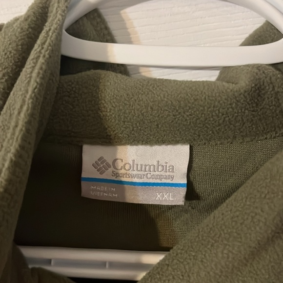 Columbia - Picture 3 of 3